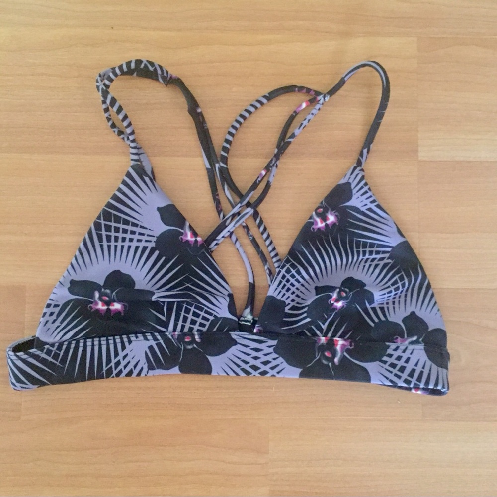 SOLD!!! Acacia swimwear Awapuhi top